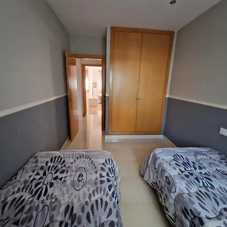 Area Apartment *